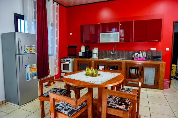 Le Mar Restaurant – elegant dining at LeMar Resort